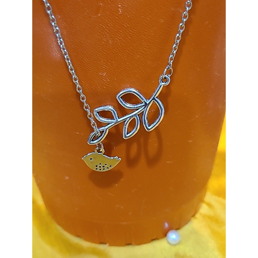 USA Elegant Spring Time Silver Bird and Leaves Lariat Pendant Necklace Jewelry